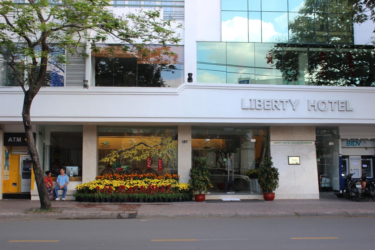 Liberty Hotel Saigon Greenview фото 32