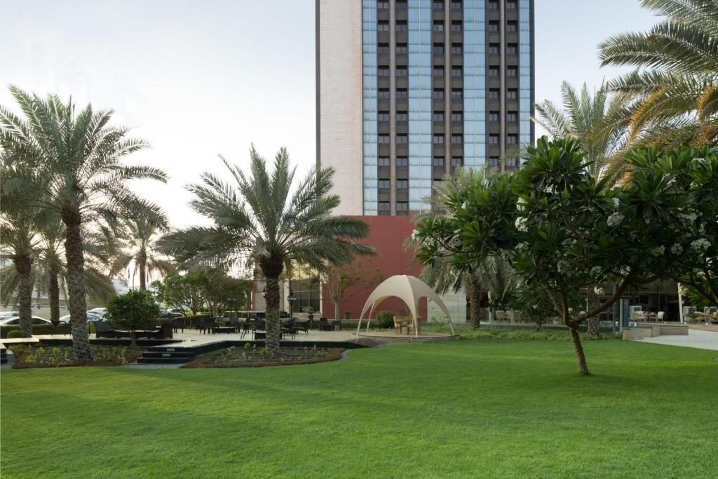 Sheraton Oman Hotel фото 34