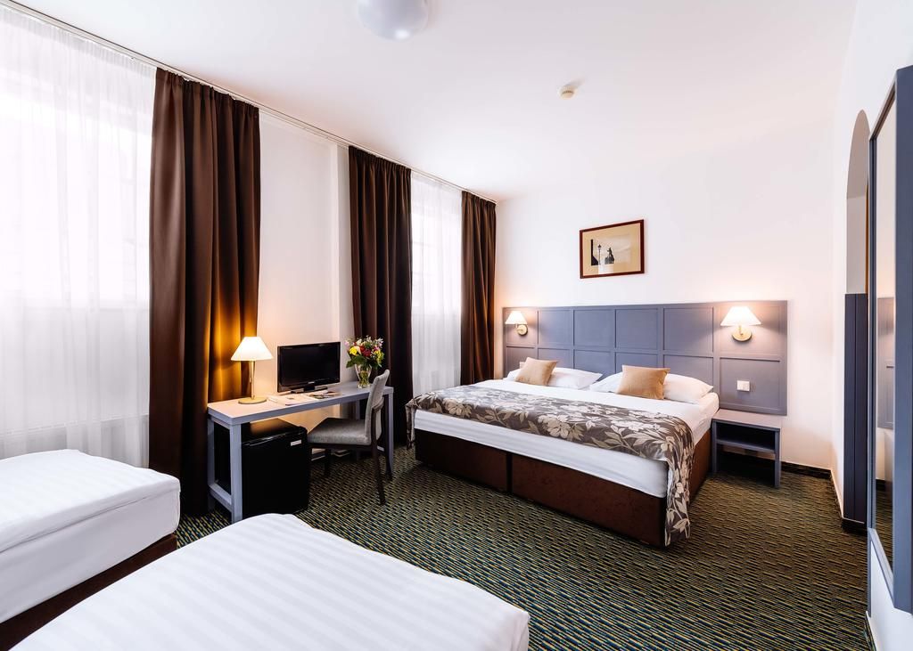 Central Hotel Prague фото 0
