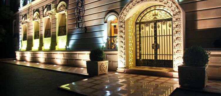 Фото отеля East Legend Hotel