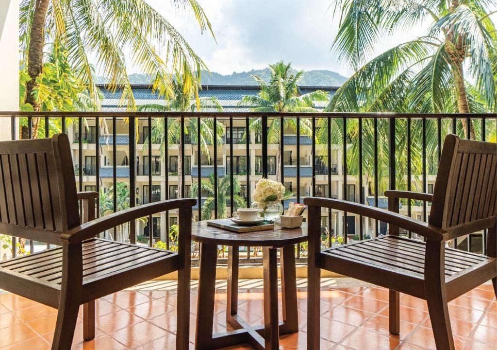 Radisson Resort & Suites Phuket фото 61