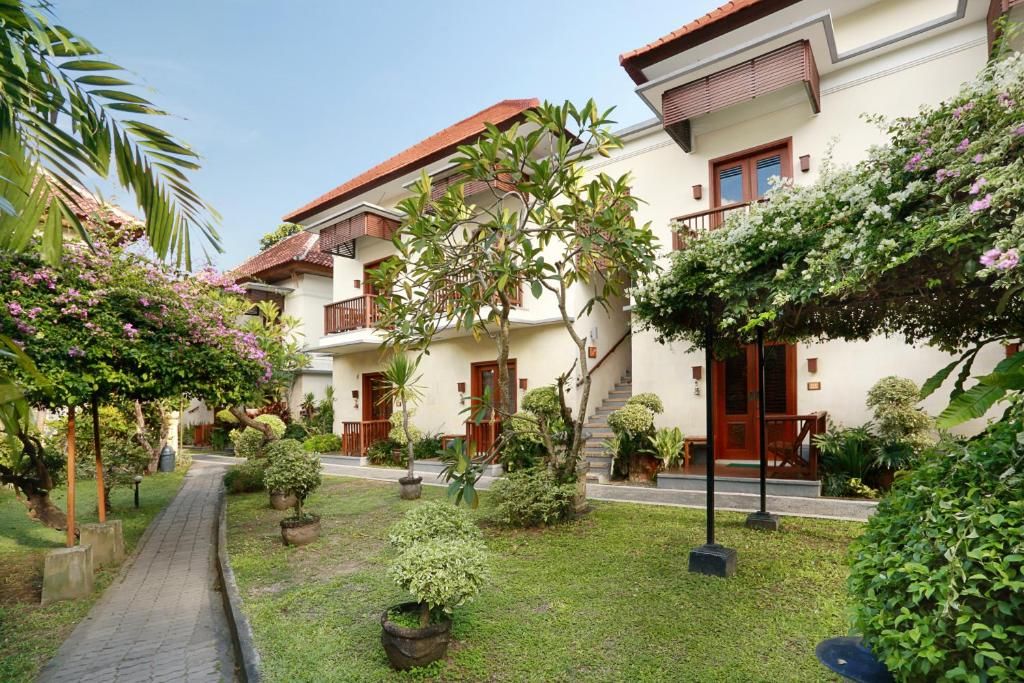 Respati Sanur Beach фото 65