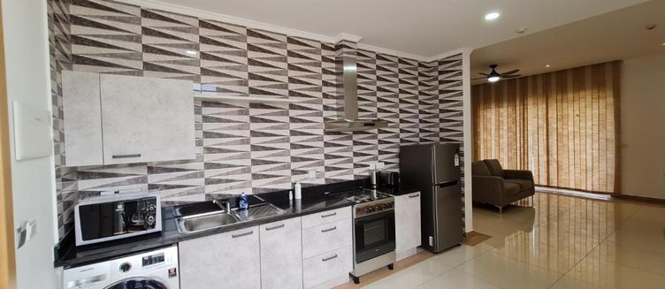 Фото отеля Royale Suites by Arc Royal Luxury Apts