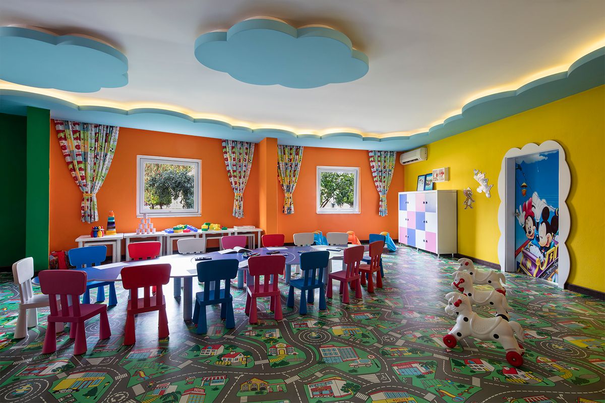 Royal Garden Beach Hotel фото 22
