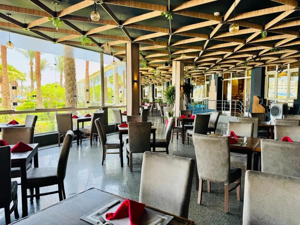 Royal Lagoons Resort & Aquapark фото 15