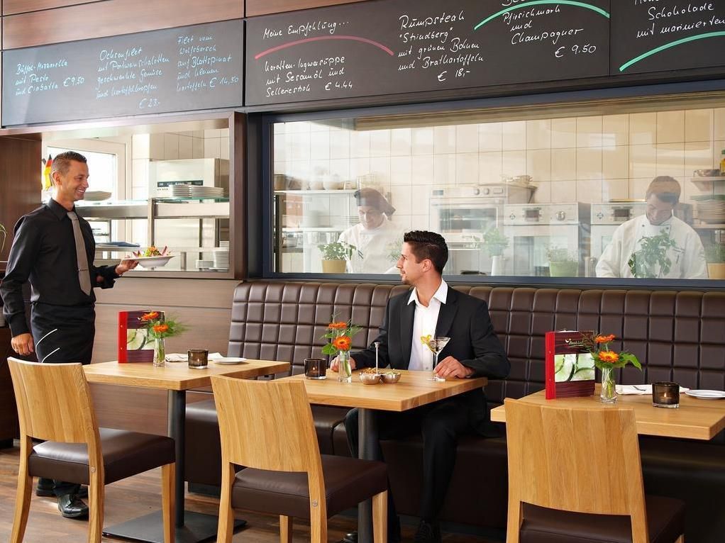BEST WESTERN PREMIER IB Hotel Friedberger Warte фото 13