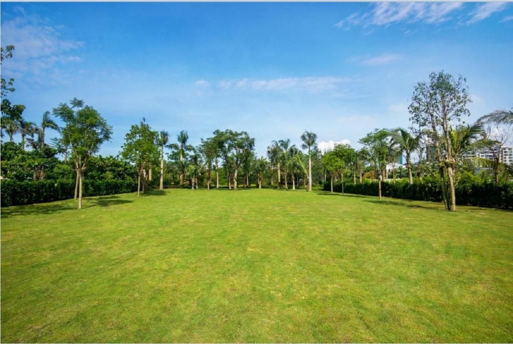 Holiday Inn Haikou West Coast by IHG фото 41