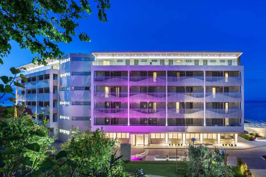 Ammon Zeus Luxury Beach Hotel фото 50