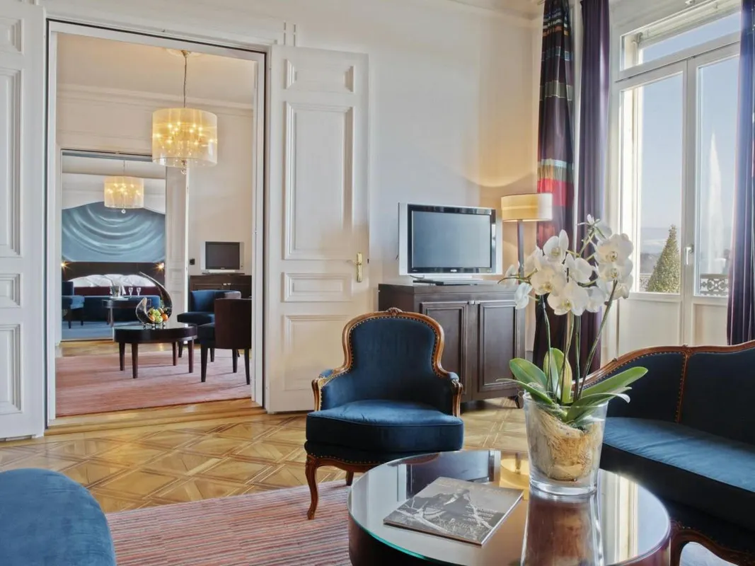 The Ritz-Carlton Hotel de la Paix, Geneva фото 4