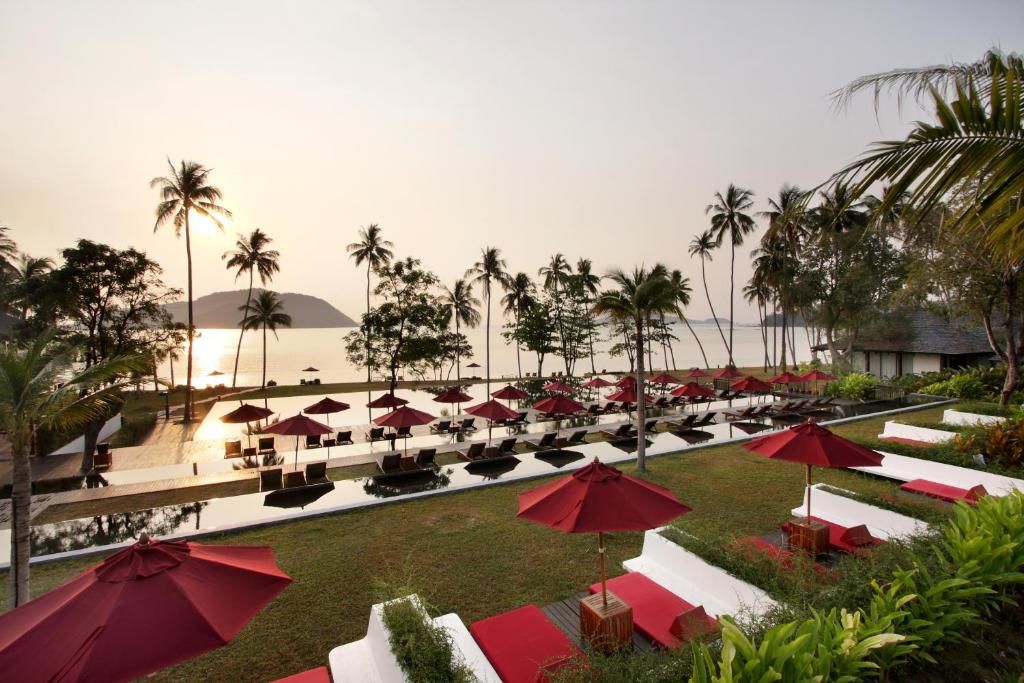 The Vijitt Resort Phuket фото 57