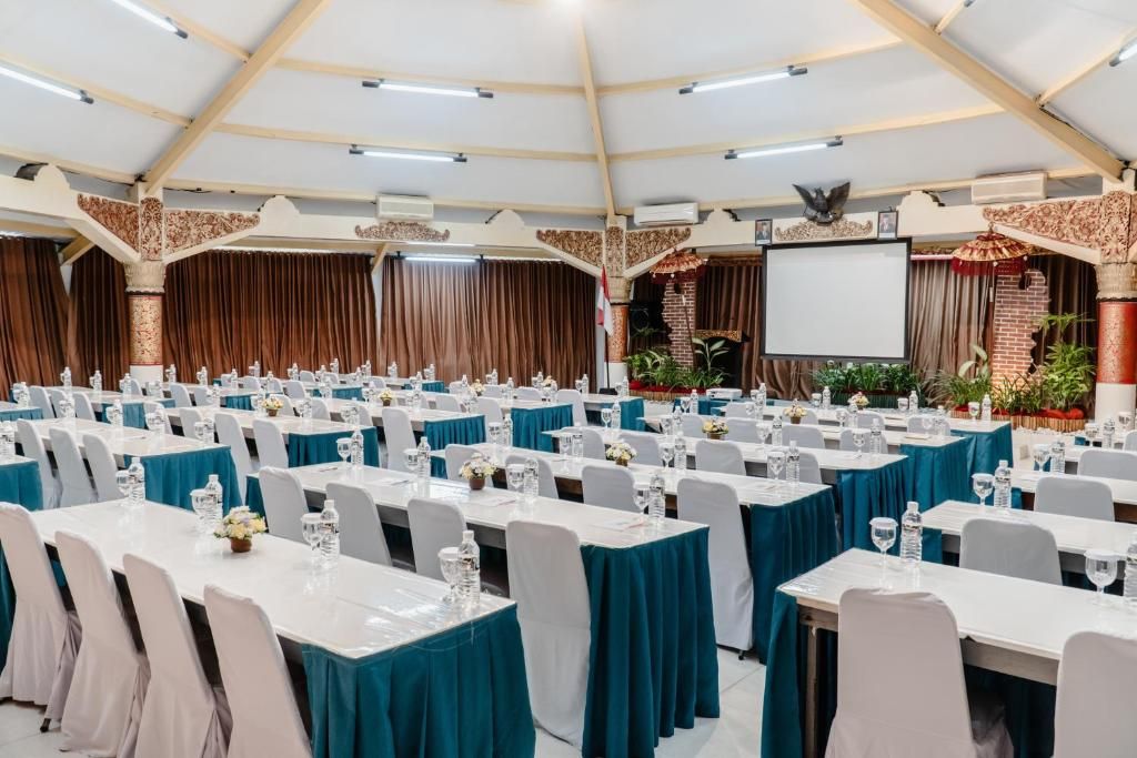 Palm Beach Hotel Bali фото 26