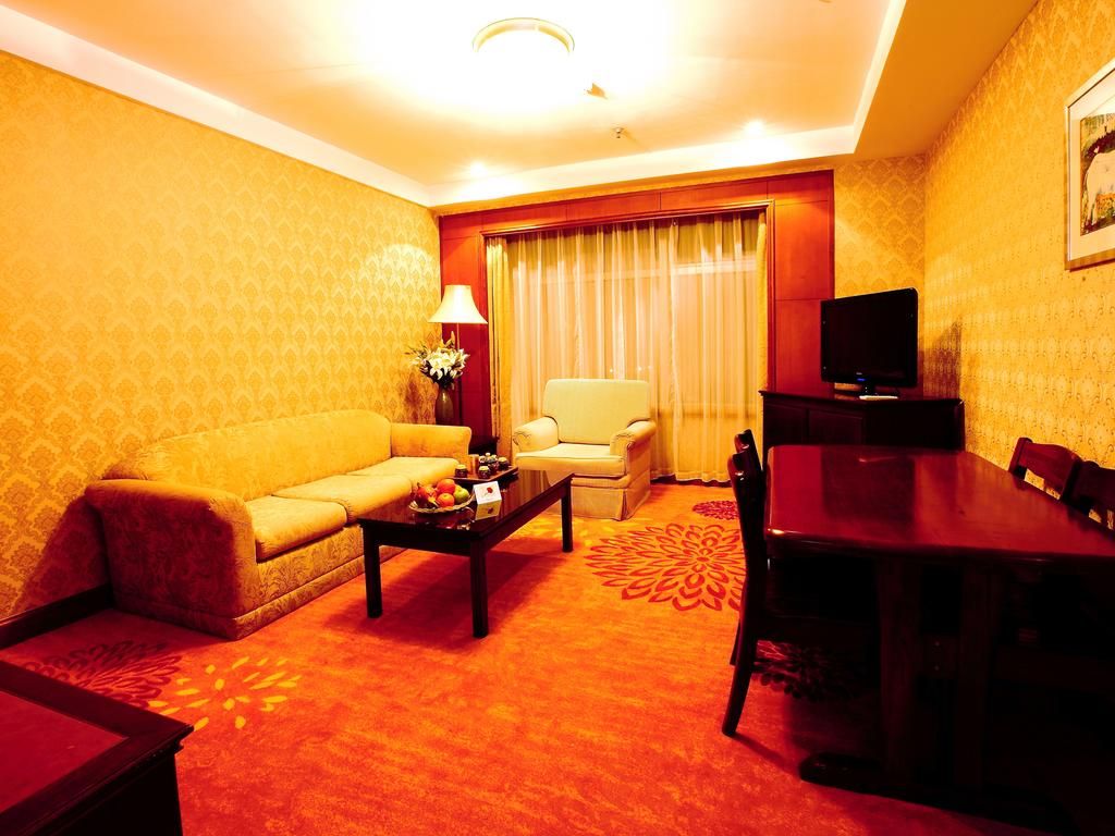 Central Plaza Hotel Dalian фото 35