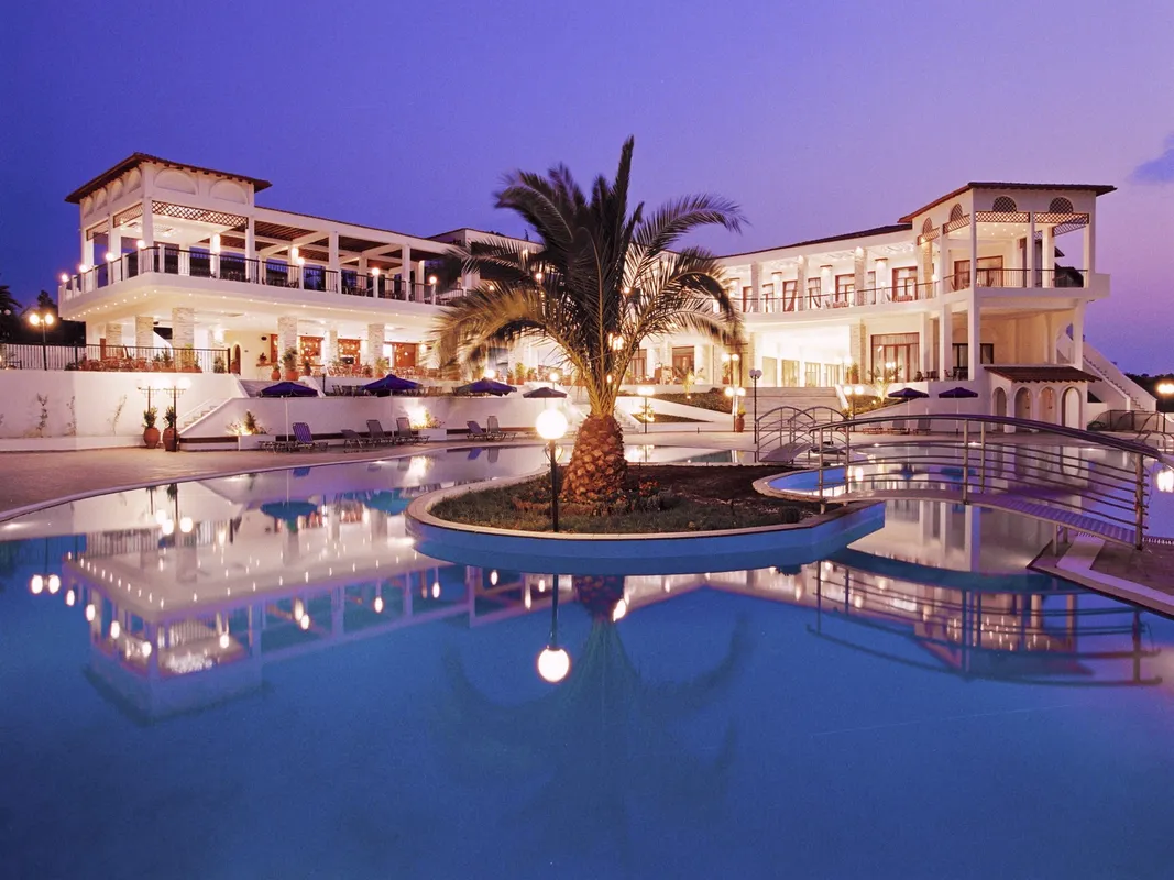 Alexandros Palace Hotel & Suites фото 0