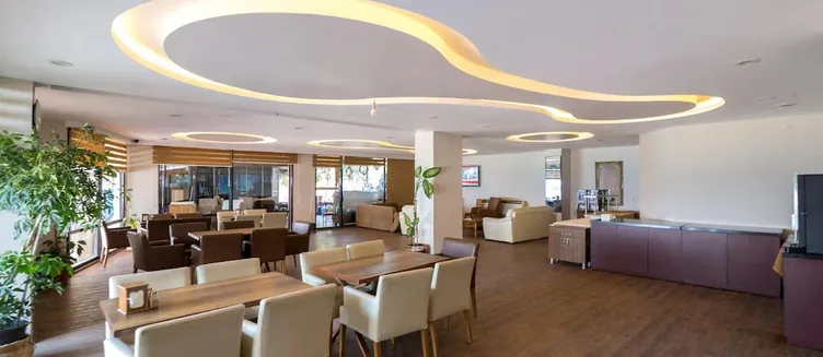 Фото отеля Sunday Beach Hotel