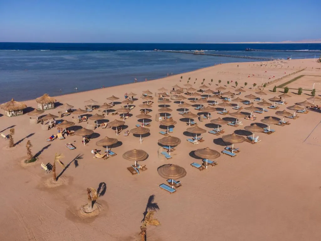 Amwaj Oyoun Resort фото 31