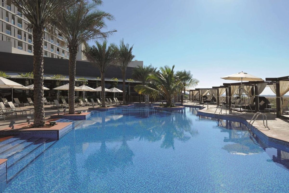 Yas Plaza Mangroves by IHG фото 5