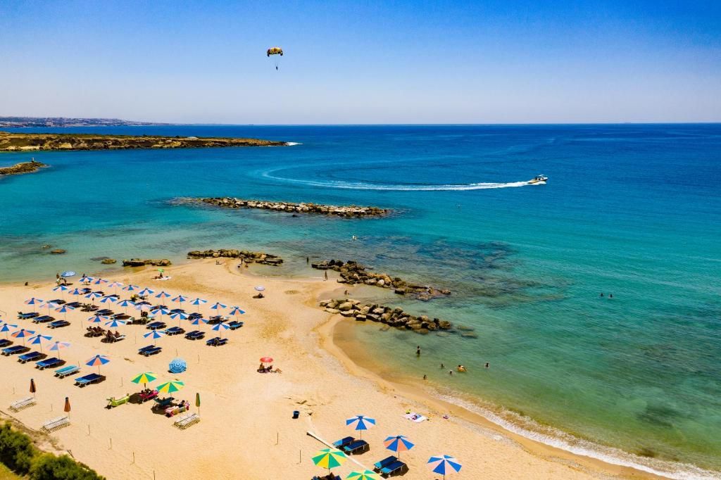 Corallia Beach Hotel фото 5