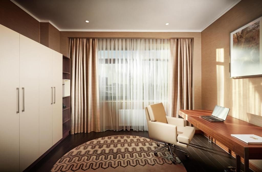 Renaissance Minsk Hotel by Marriott фото 28