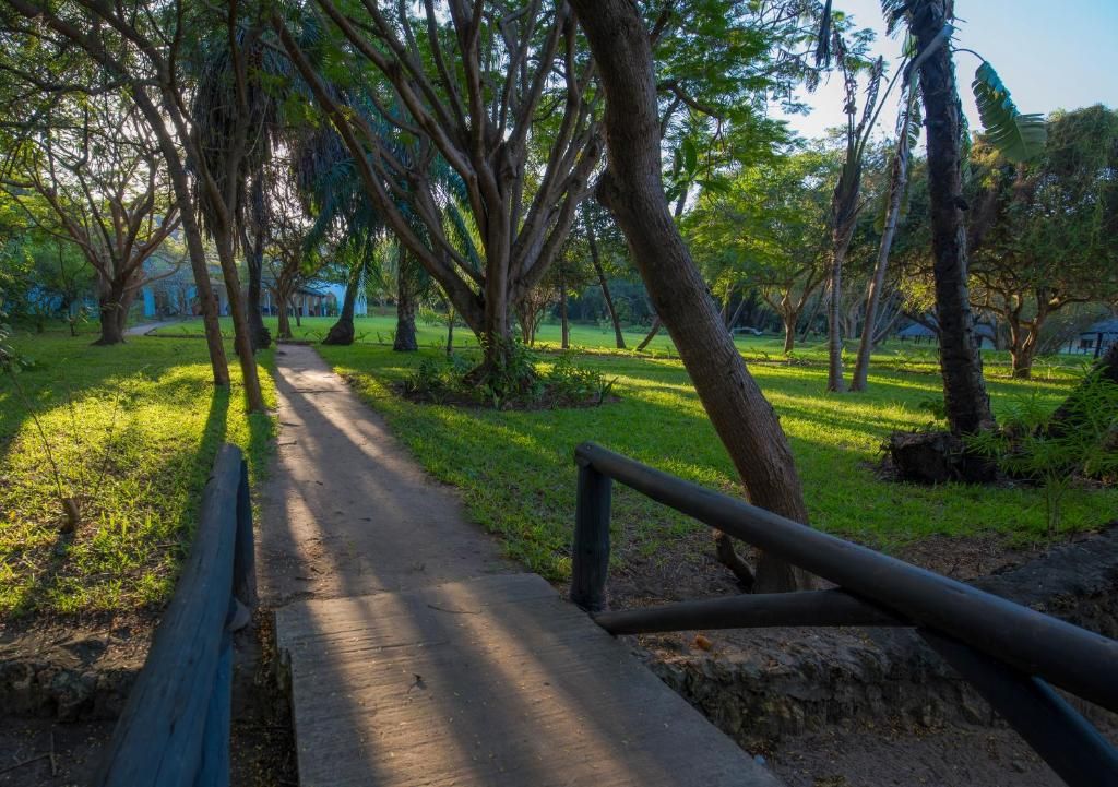 Protea Hotel by Marriott Dar es Salaam Amani Beach фото 15