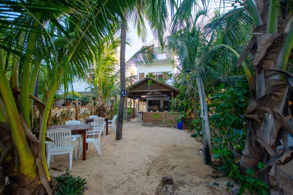 Guest House «The Surf Access Guest House» фото 11