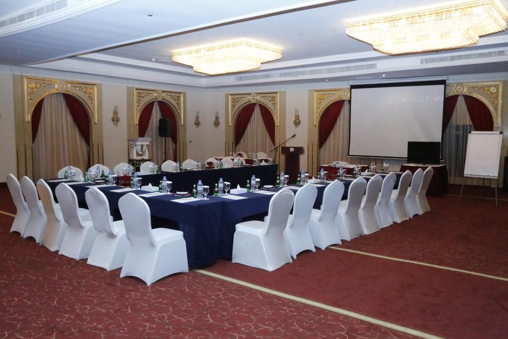 Grand Excelsior Hotel Sharjah фото 34