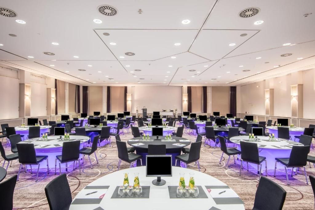 Crowne Plaza Berlin City Centre, an IHG Hotel фото 31
