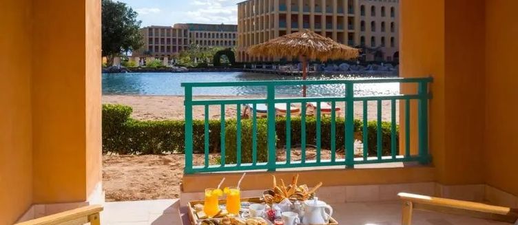 Фото отеля Strand Beach Resort