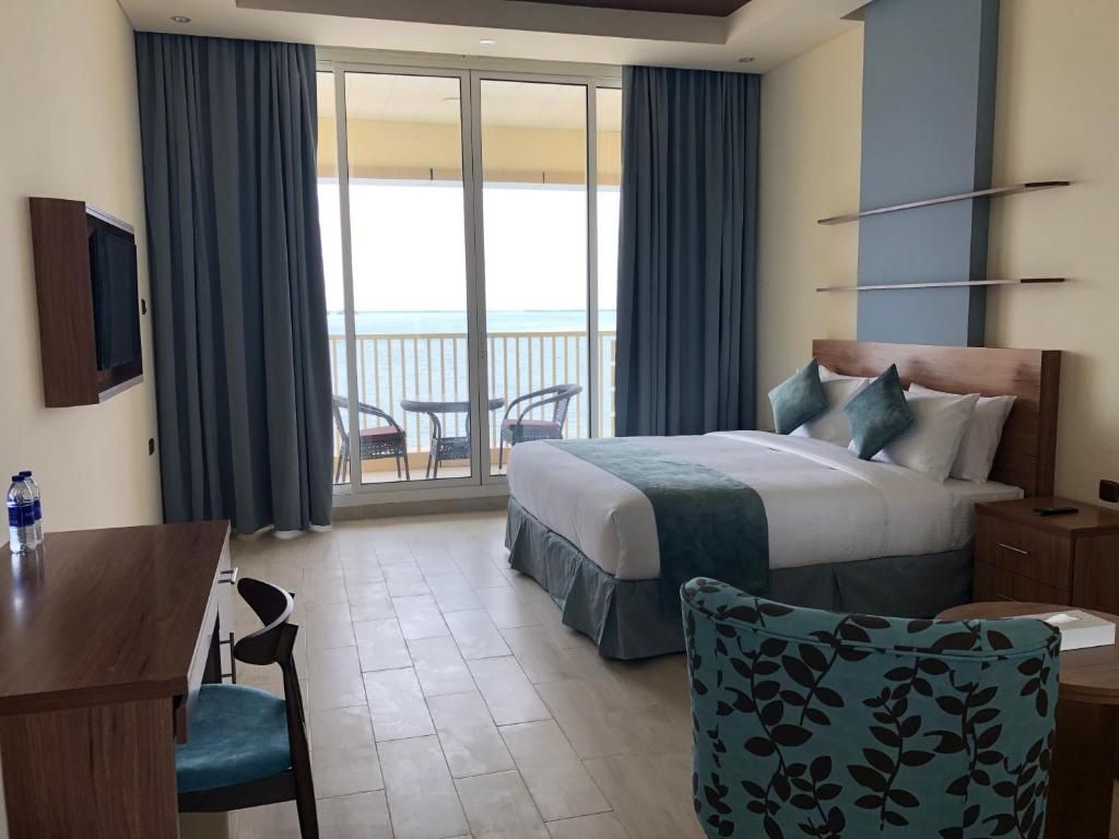 Flamingo Beach Resort фото 184