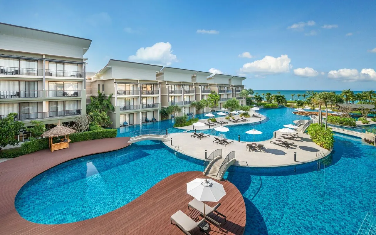 Le Meridien Khao Lak Resort & Spa фото 6