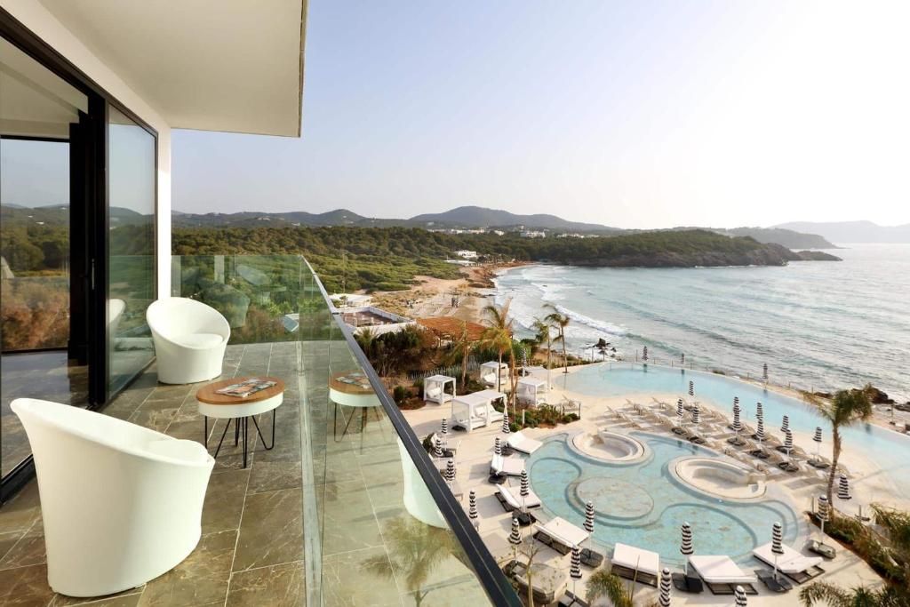 BLESS Hotel Ibiza - The Leading Hotels of The World фото 6