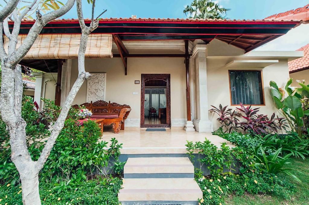 Kuta Puri Bungalows фото 19