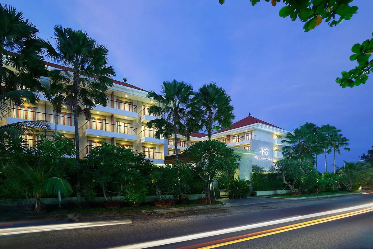 Hotel Santika Siligita Nusa Dua фото 2