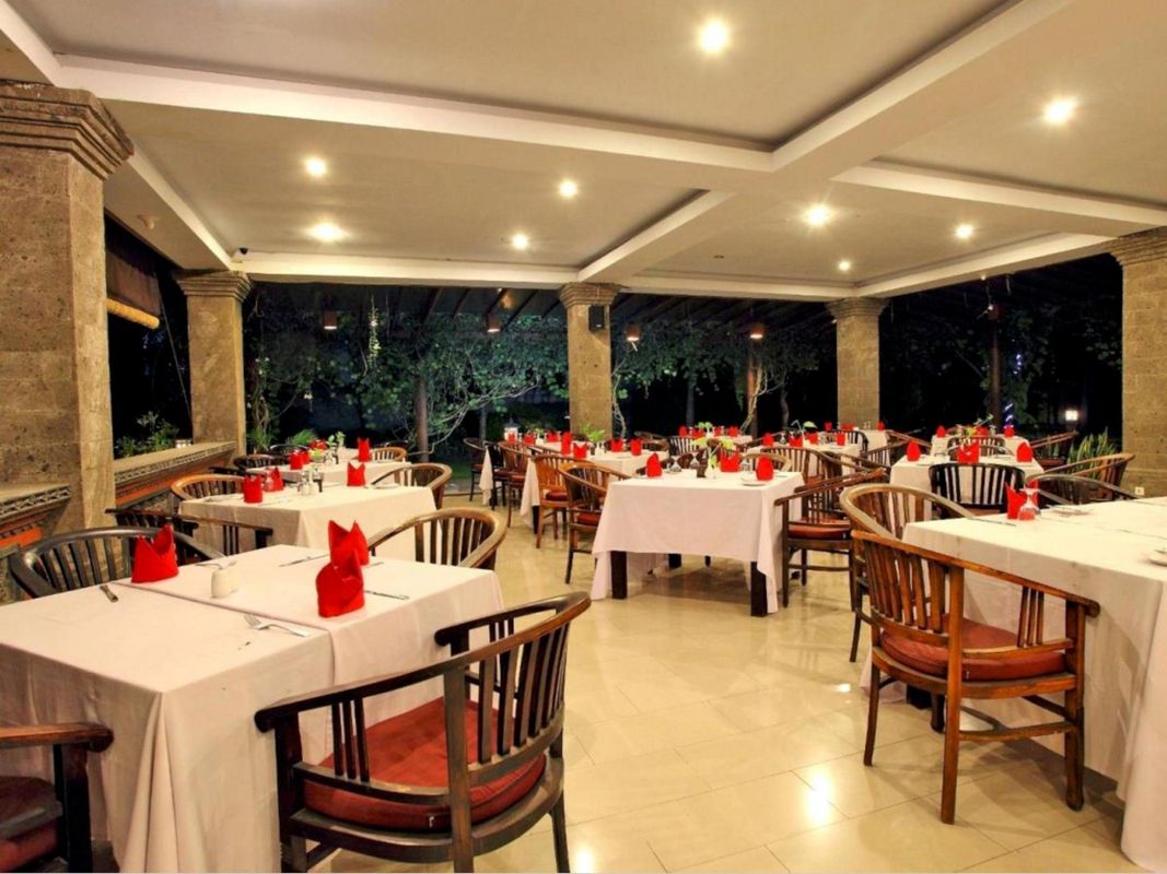 Puri Saron Hotel Seminyak фото 16