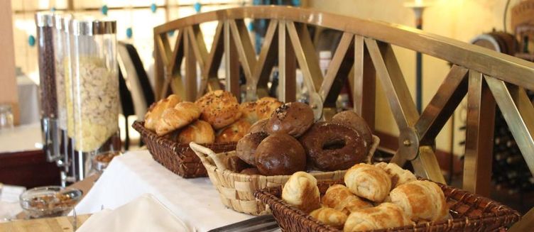 Фото отеля Grand Hotel Europe Baku