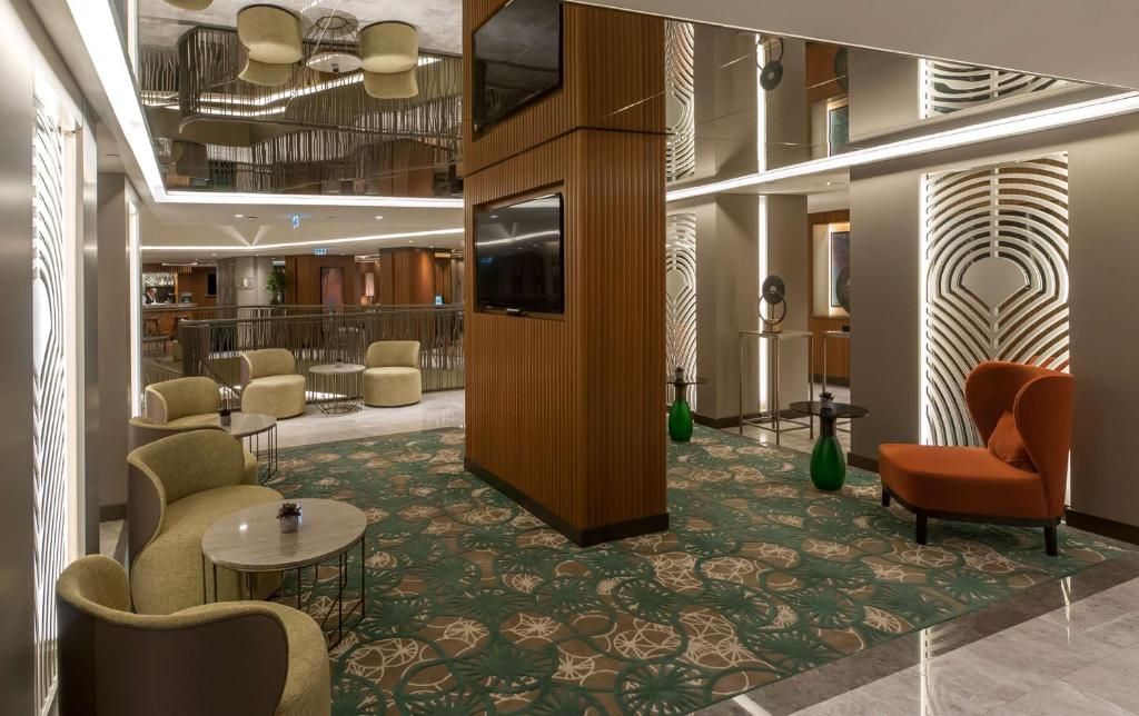 Doubletree by Hilton Istanbul - Sirkeci фото 36