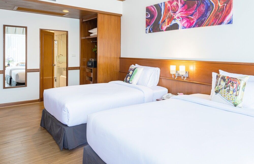Royal Phuket City Hotel фото 45