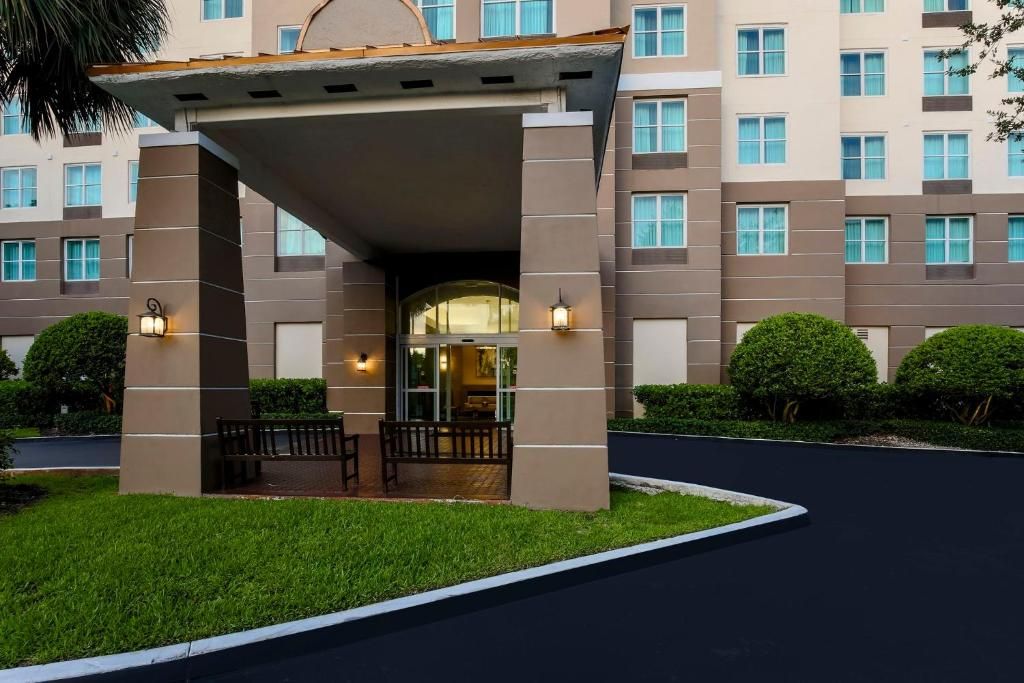 Staybridge Suites Miami Doral Area фото 22