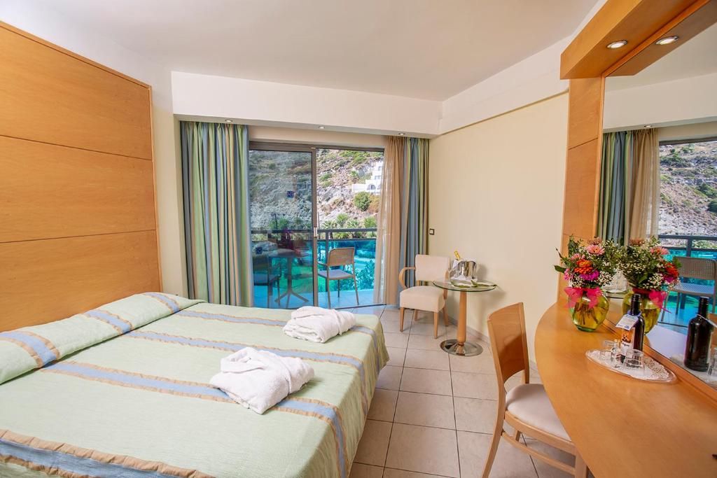 Calypso Beach Hotel фото 13