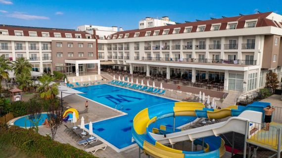 White Lilyum Hotel