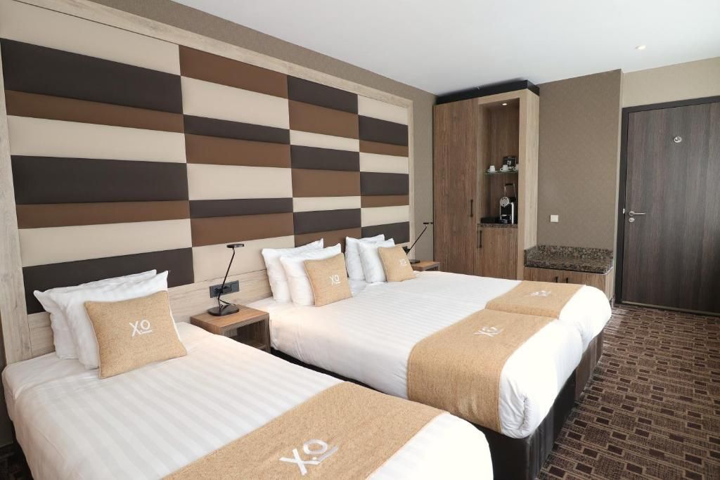XO Hotels Blue Tower фото 7