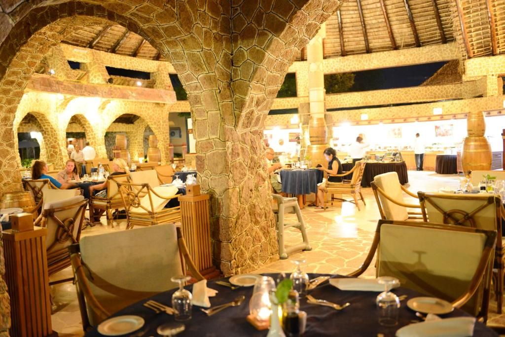 Ledger Plaza Bahari Beach фото 20