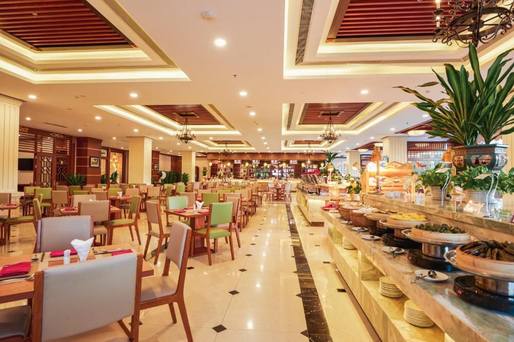 DLG Hotel Danang фото 40