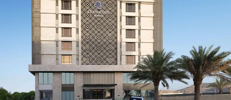 Фото отеля DoubleTree by Hilton Muscat Qurum