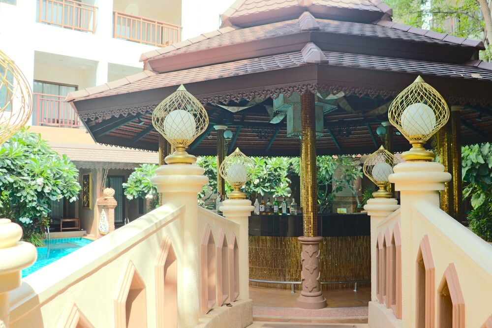 Quality Resort and Spa Patong Beach фото 22