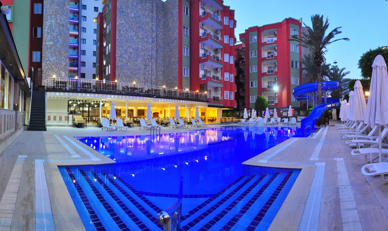 Xeno Hotel Alpina фото 1