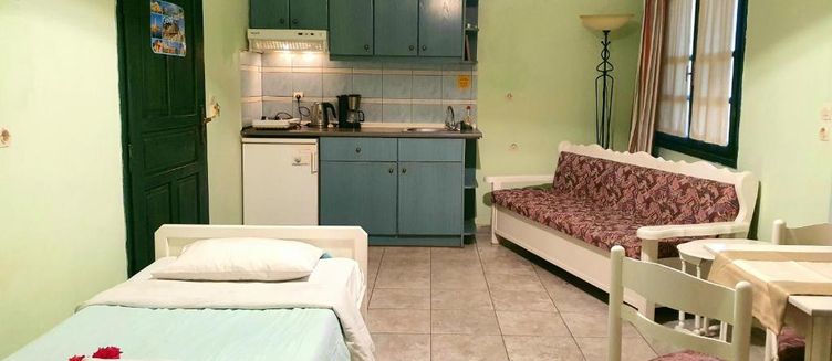 Фото отеля Dioskouroi Apartments