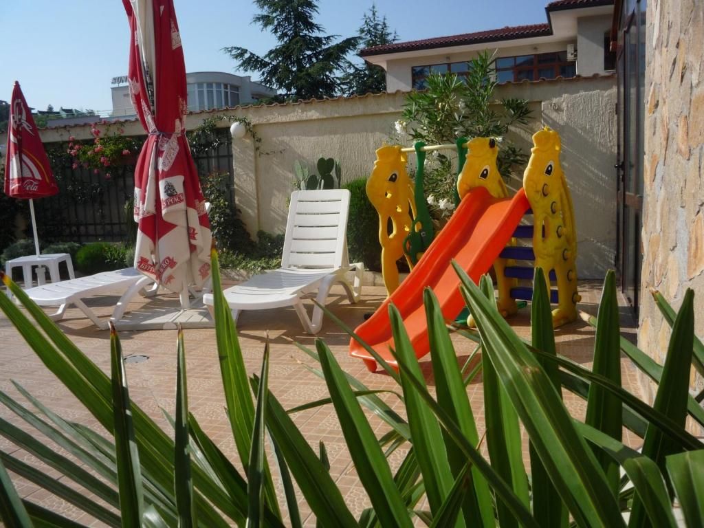 Family Hotel Breza фото 9