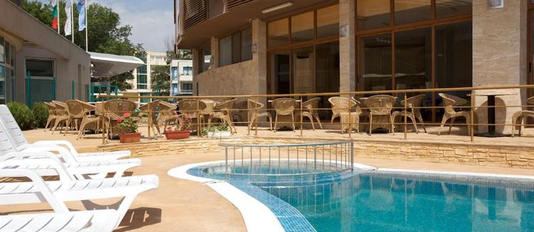 Фото отеля Briz Seabreeze Hotel