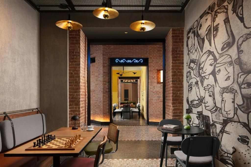 Moxy Istanbul Beyoglu фото 10
