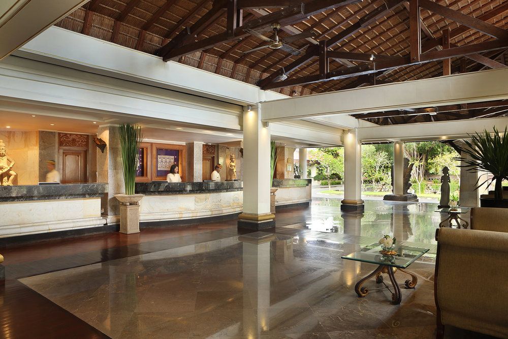 Nusa Dua Beach Hotel & Spa фото 95